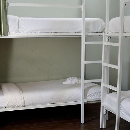 Baanpin Hotel & Cafe 방콕 외부 사진